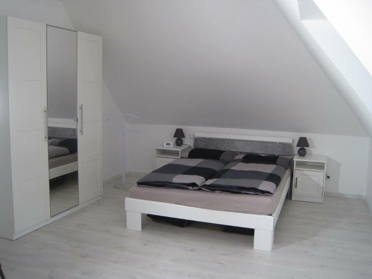 Toefte Bude Mülheim an der Ruhr Екстериор снимка
